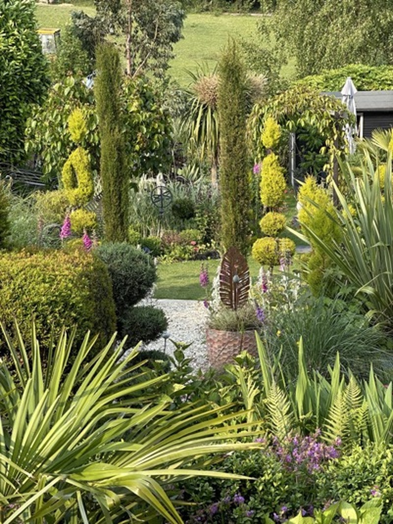 Other image for Barnsley’s Best Garden: Artist’s touch ensures beautiful transformation